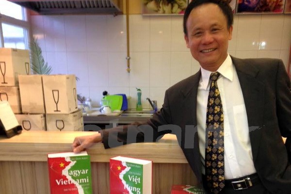 Vietnamese-Hungarian and Hungarian-Vietnamese dictionaries introduced
